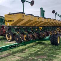 Sembradora Tedeschi Autotrailer de 20 a 42cms