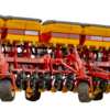 Sembradora de grano fino W660 Super Walter – conjunto triple con tolvas amarillas y discos de siembra, vista lateral