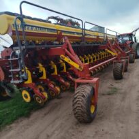 Sembradora Abonadora Super Walter W650 de 30 Surcos a 42 cm
